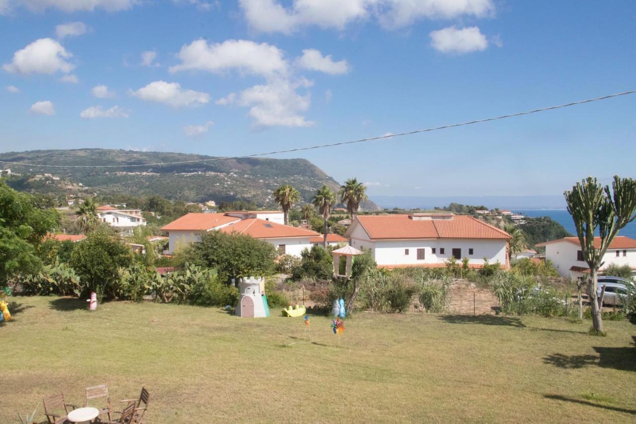 Fondaco Del Capo Villa Capo Vaticano Exterior foto