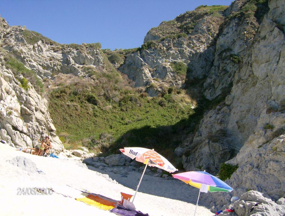 Fondaco Del Capo Villa Capo Vaticano Exterior foto